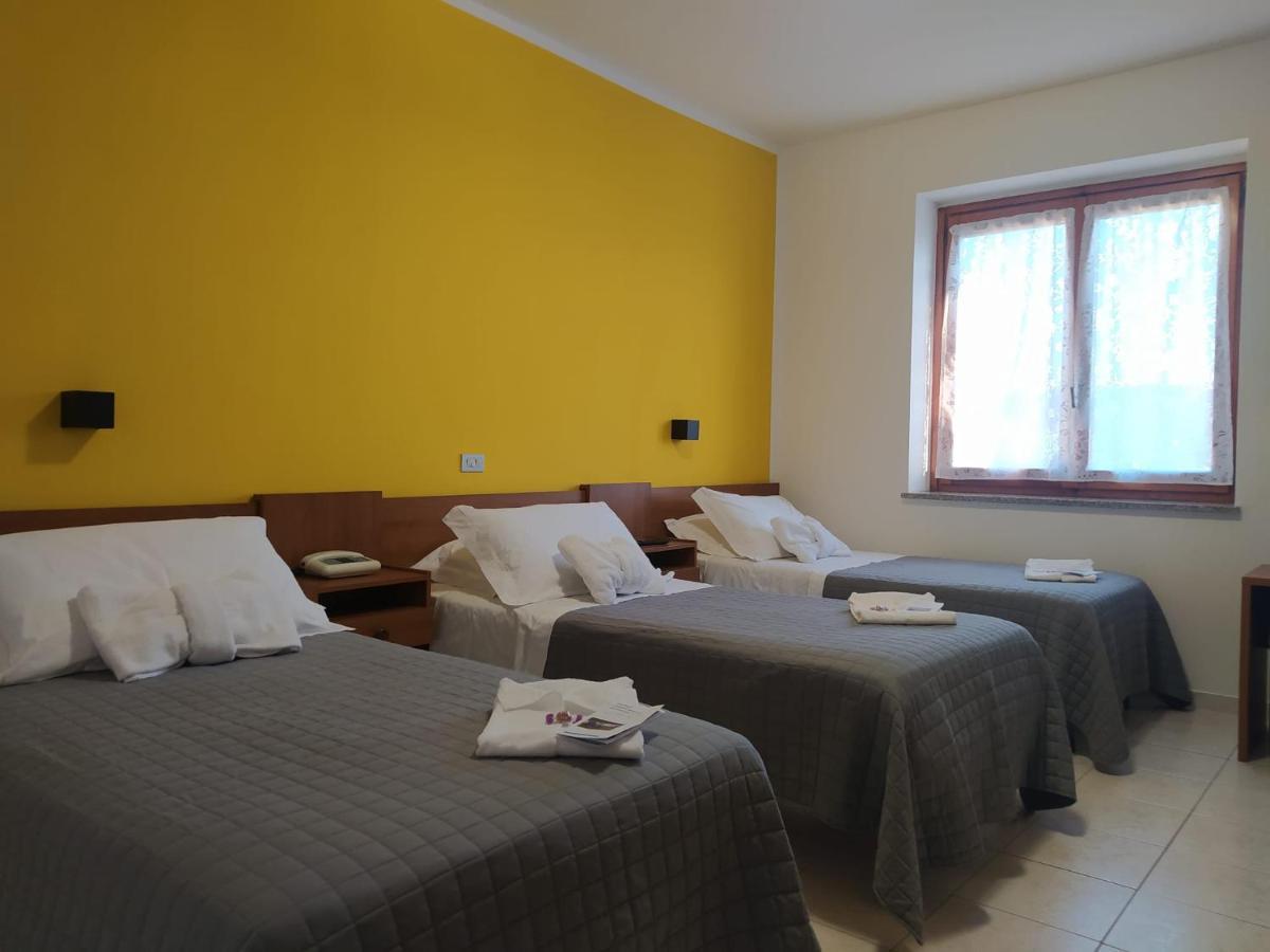 Hotel Baiardo Romagnano Sesia Екстериор снимка
